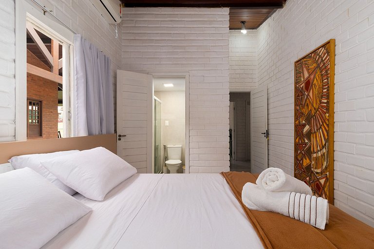 Casa 6 Suites p/ 20 - Sauna e Campo em Gravata