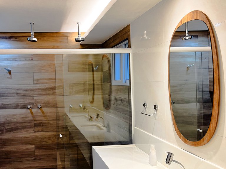 Luxo em Muro Alto - 6 suítes com piscina e jacuzzi