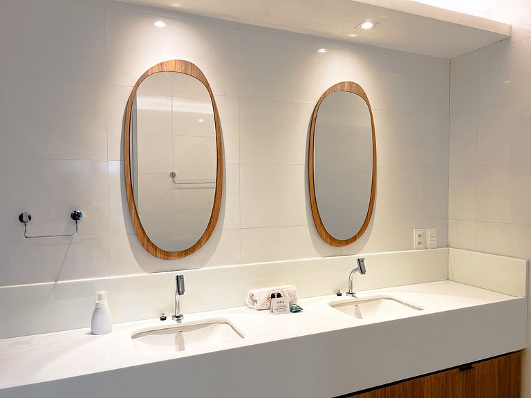 Luxo em Muro Alto - 6 suítes com piscina e jacuzzi