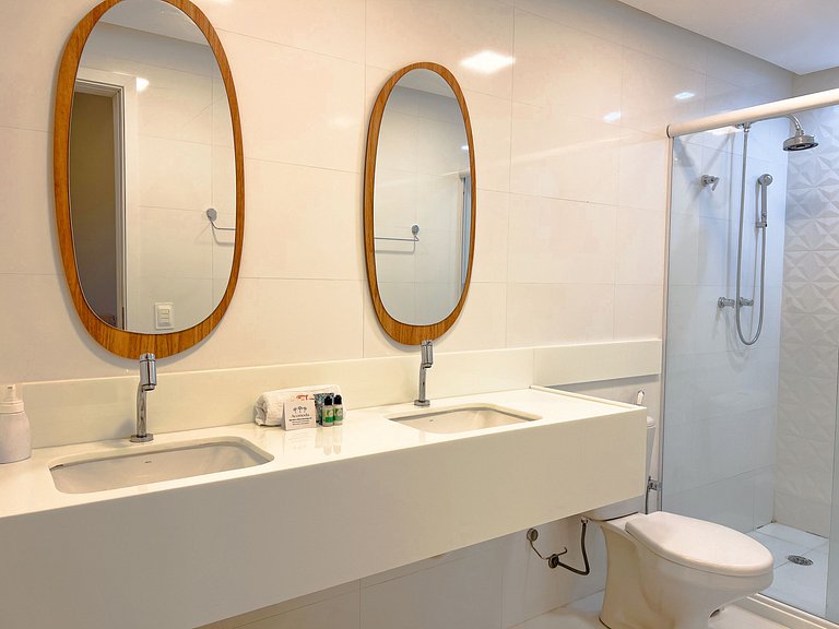 Luxo em Muro Alto - 6 suítes com piscina e jacuzzi