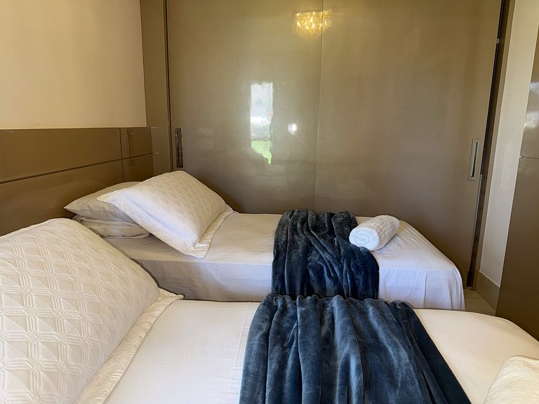 Flat Luxuoso Piscina Privativa Resort Polinésia