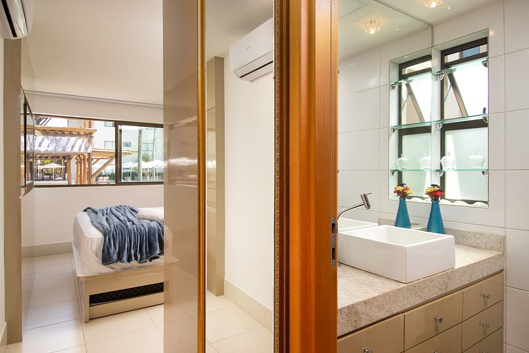 Flat Luxuoso Piscina Privativa Resort Polinésia