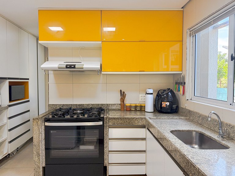 Casa Luxo Piscina Privativa Pé na Areia Muro Alto